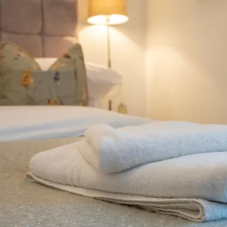 Walls Sanctuary - 5 York